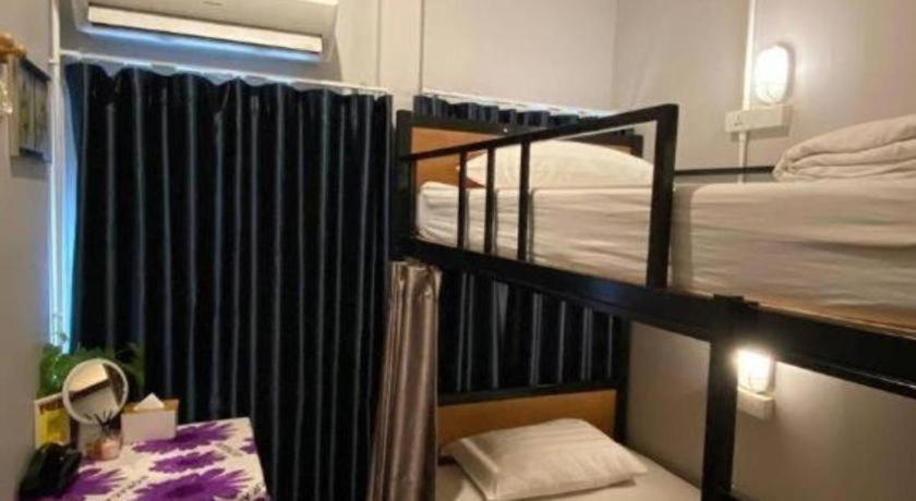 Oyo 480 Lemon Siam Hostel Bangkok Bagian luar foto